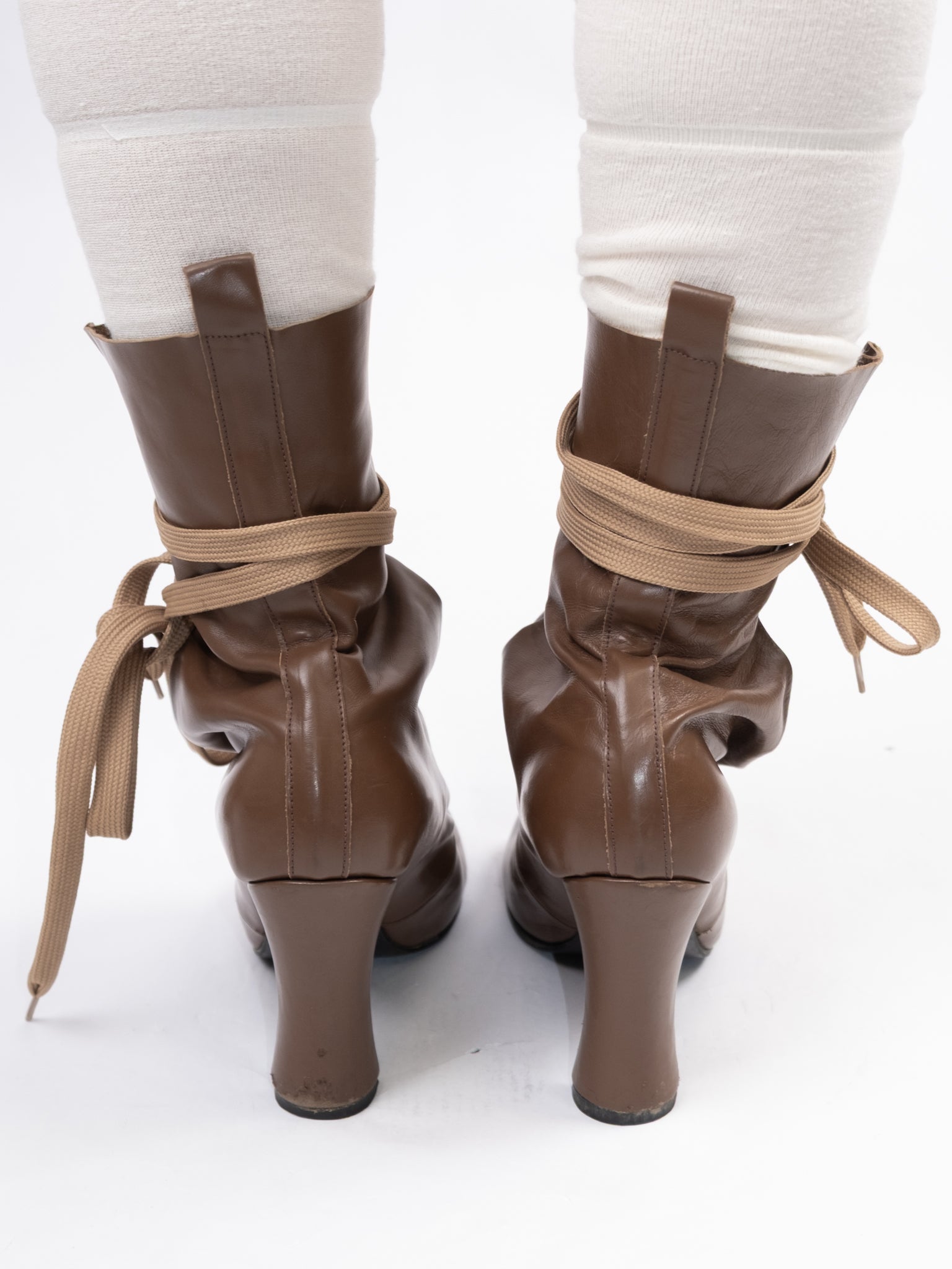 VIVIENNE WESTWOOD SS2000 ANIMAL TOE BOOTS (EU39) – Taro's Wish
